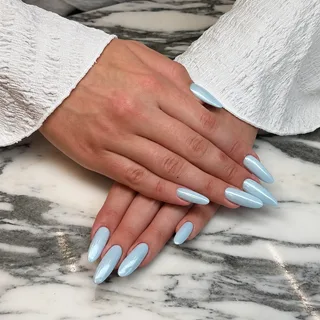 Chrome Manicure 