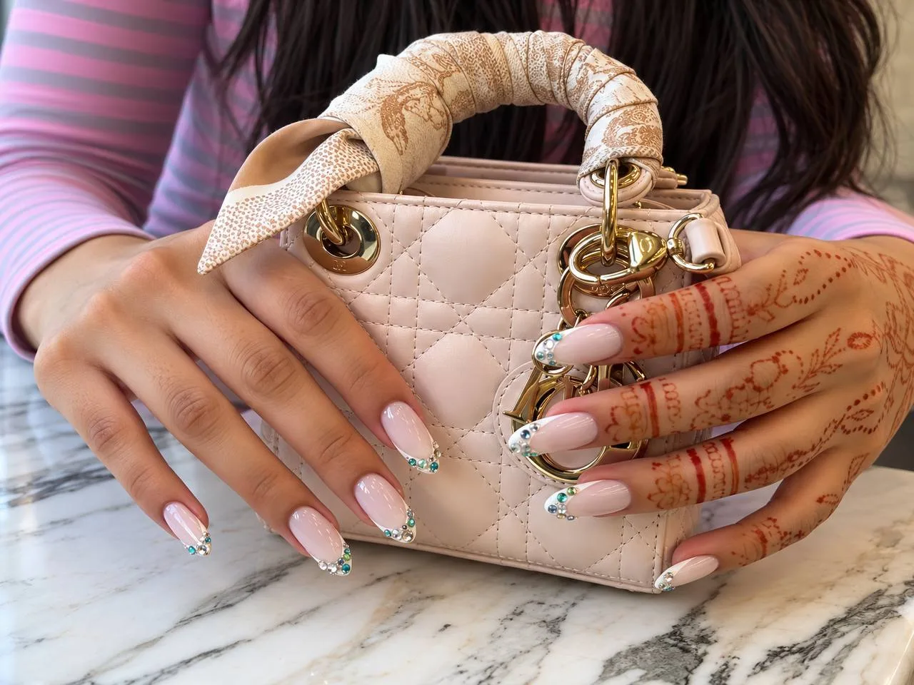 Crystal Design Manicure 